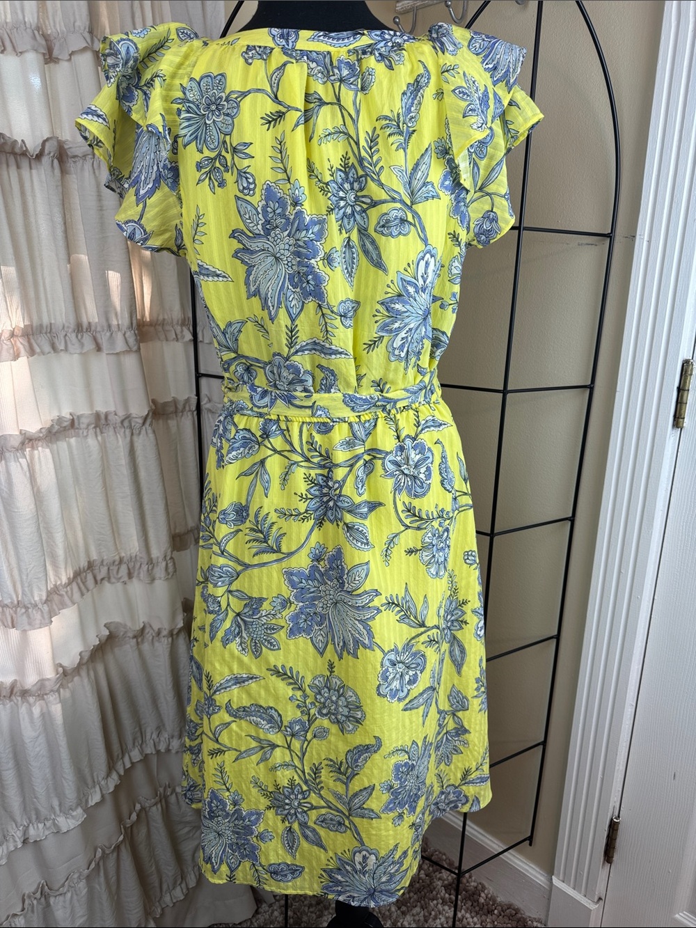LOFT Trellis Garden Yellow Ruffle MIDI Dress Women's 14P EUC - Picture 3 of 7